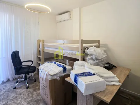 Rent, three bedroom apartment, 200m², Gorica C, Podgorica - image 16