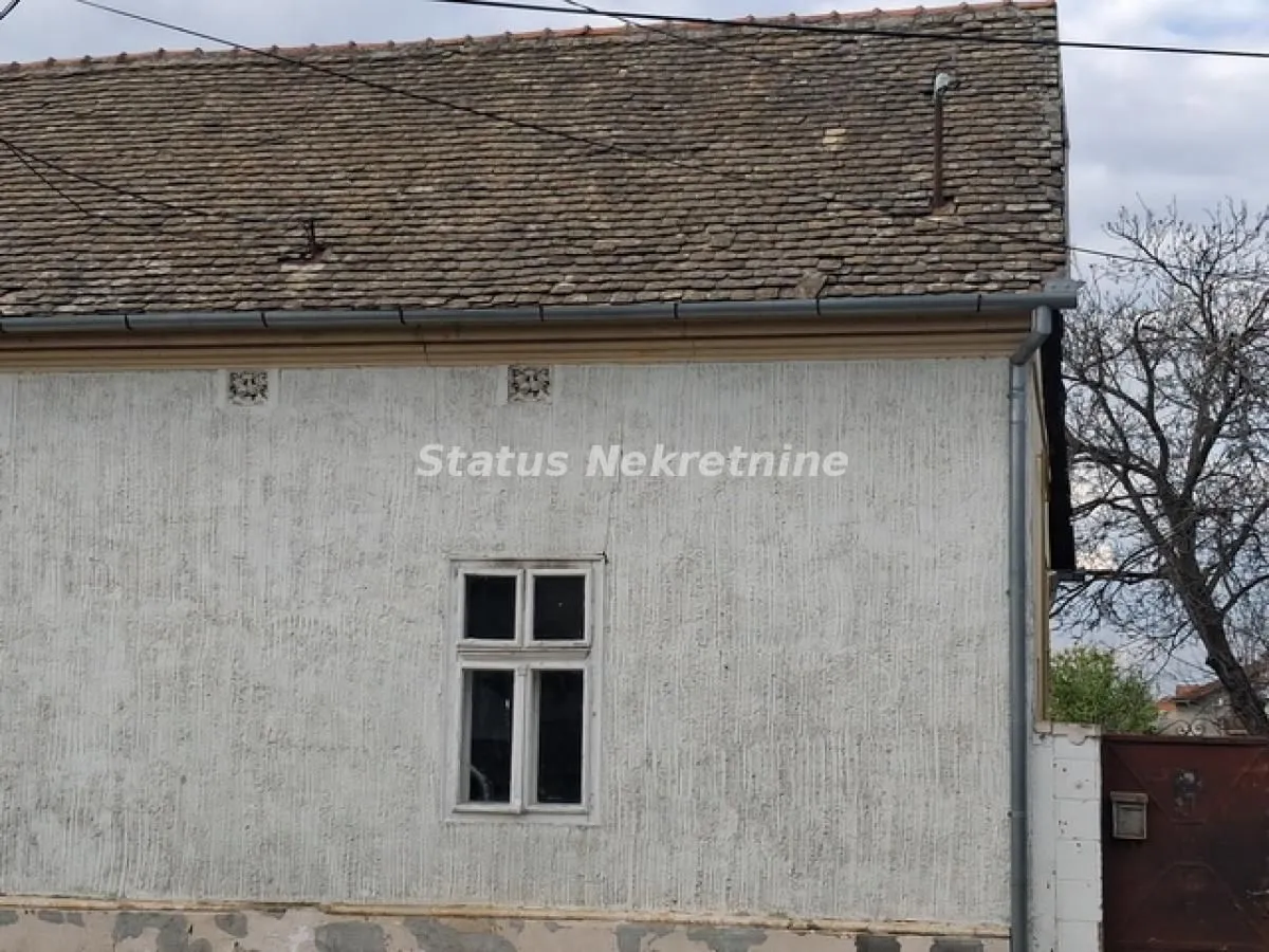 Prodaja, kuća, 279m², Futog, Novi Sad Sve Podlokacije