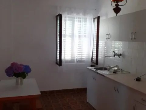 Prodaja, dvosoban stan, 85m², Savina, Herceg Novi - image 2