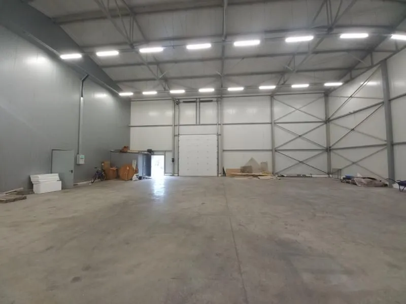 Sale, office space, 3100m², Ledine, Beograd