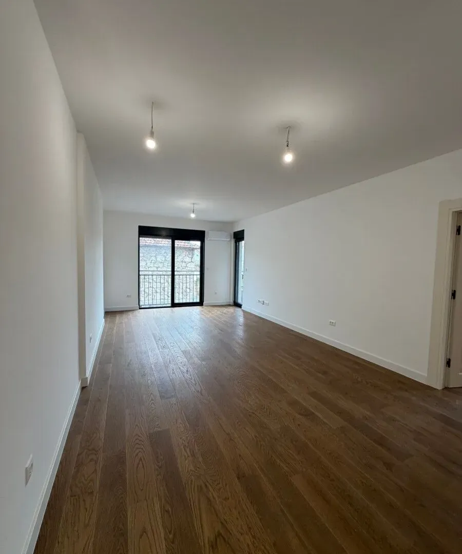 Prodaja, dvosoban stan, 79m², Preko Morače, Podgorica