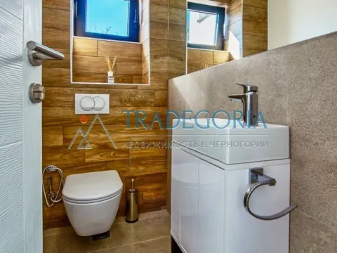 Prodaja, kuća, 180m², Tivat, Crna Gora - image 12