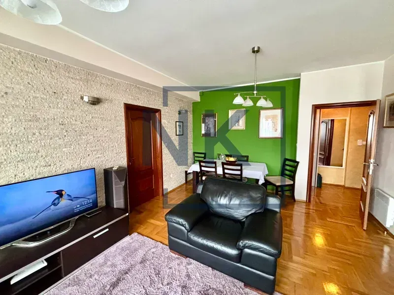 Prodaja, trosoban stan, 86m², Stari Aerodrom, Podgorica