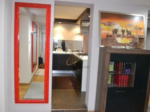 Sale, four bedroom apartment, 130m², Grbavica, Novi Sad Sve Podlokacije - image 3