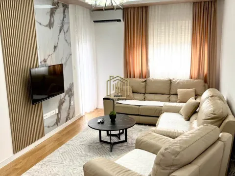 Rent, one bedroom apartment, 47m², Central Point, Podgorica - image 1