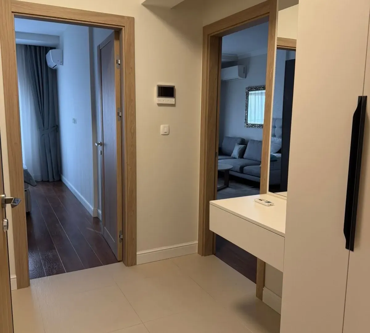 Izdavanje, jednosoban stan, 52m², Master Kvart, Podgorica