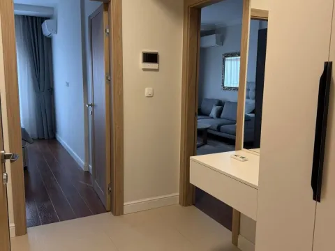 Izdavanje, jednosoban stan, 52m², Master Kvart, Podgorica - image 4