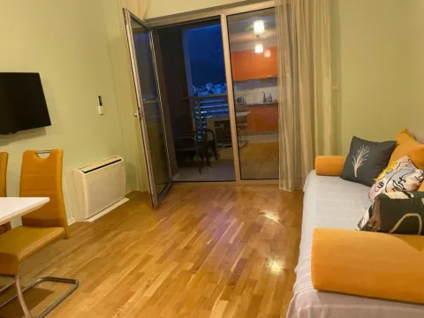 Izdavanje, jednosoban stan, 37m², Zavala, Budva - image 2