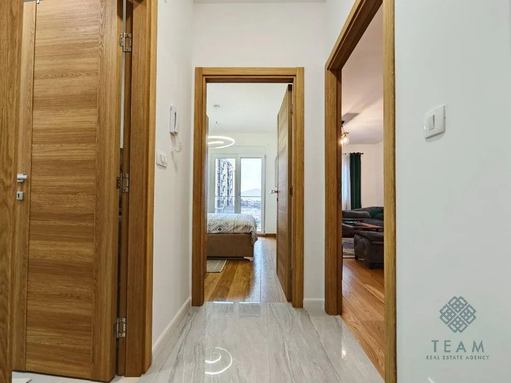 Izdavanje, jednosoban stan, 47m², New City, Podgorica