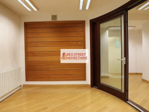 Izdavanje, poslovni prostor, 195m², Stari Grad, Beograd - image 4