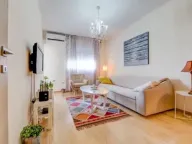 Izdavanje, jednosoban stan, 52m², City Kvart, Podgorica - image 1