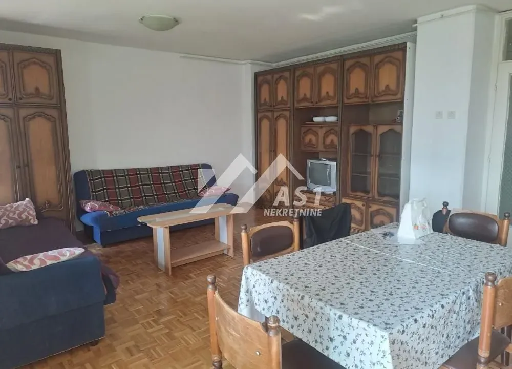 Rent, two bedroom apartment, 70m², Bulevar Oslobodjenja, Novi Sad Sve Podlokacije
