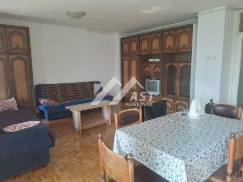 Rent, two bedroom apartment, 70m², Bulevar Oslobodjenja, Novi Sad Sve Podlokacije