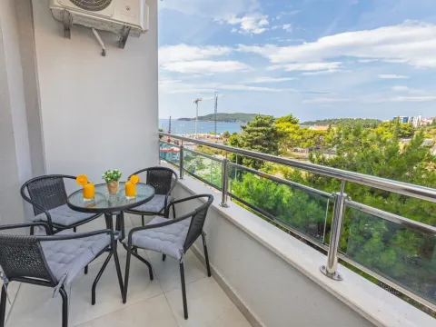 Sale, two bedroom apartment, 55m², Budva, Crna Gora - image 1