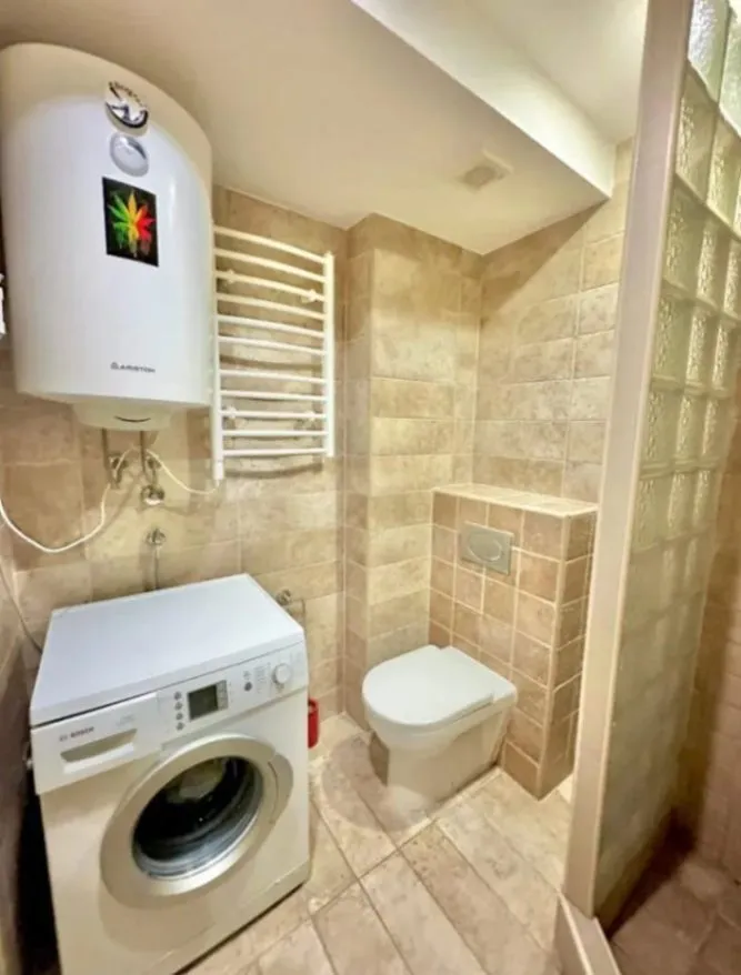 Prodaja, dvosoban stan, 102m², Dobrota, Kotor