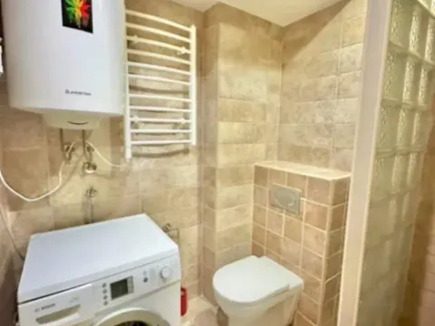 Prodaja, dvosoban stan, 102m², Dobrota, Kotor - image 9