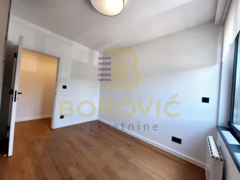 Rent, three bedroom apartment, 65m², Vračar Sve Podlokacije, Beograd - image 9