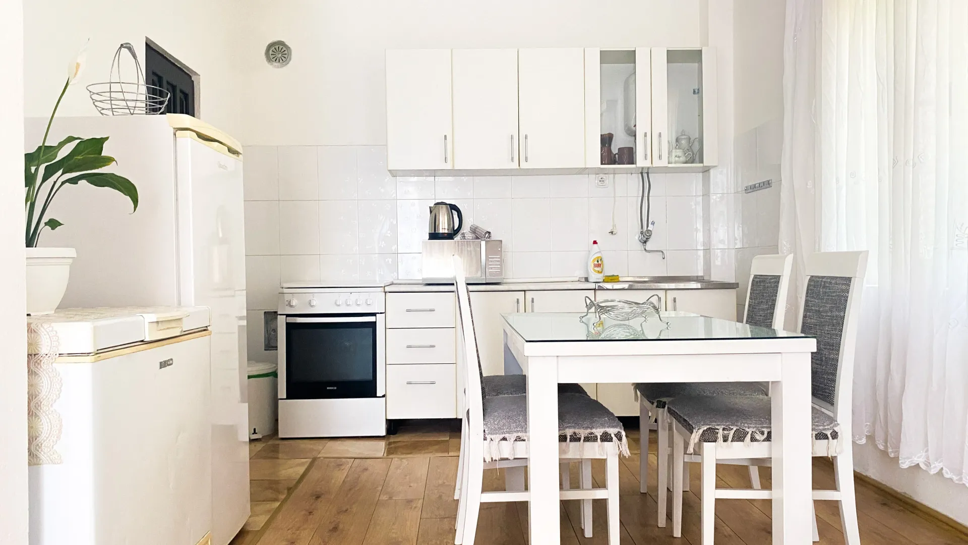 Daily-rent, one bedroom apartment, 50m², Centar, Bar