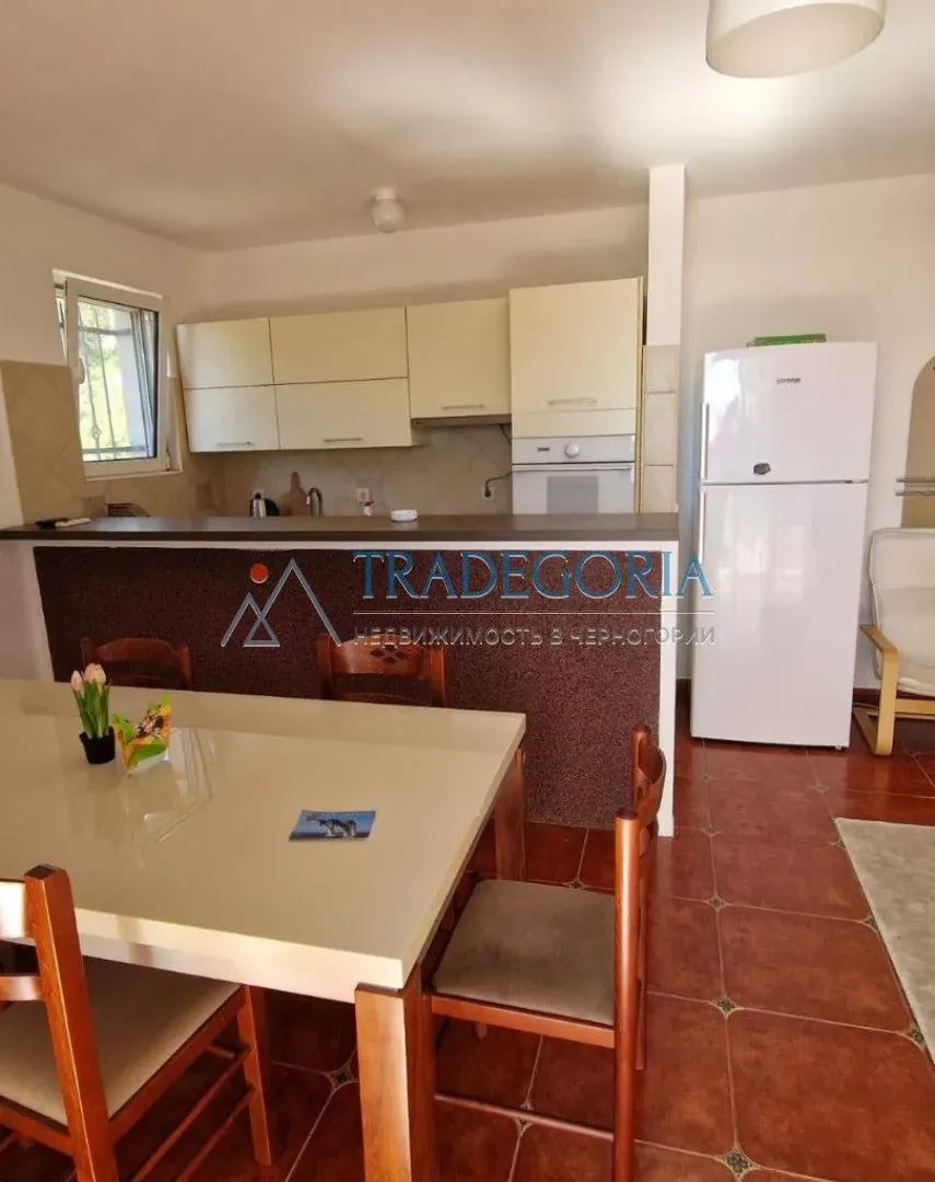 Prodaja, trosoban stan, 90m², Petrovac, Budva