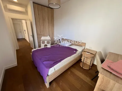 Prodaja, jednosoban stan, 65m², Soho City, Bar - image 10