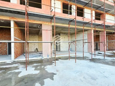 Sale, office space, 81m², Pobrežje, Podgorica - image 9