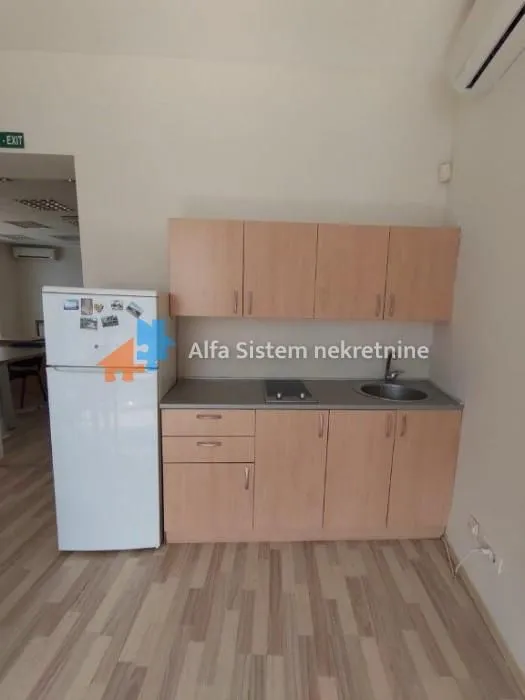 Rent, office space, 210m², Stari Grad, Beograd