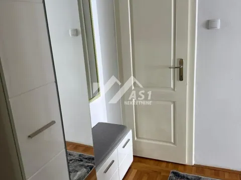 Izdavanje, dvosoban stan, 52m², Grbavica, Novi Sad Sve Podlokacije - image 7