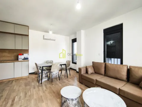 Izdavanje, dvosoban stan, 71m², Gorica C, Podgorica - image 2