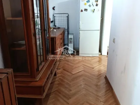 Prodaja, dvosoban stan, 68m², Petlovo Brdo, Beograd - image 9