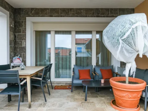 Prodaja, jednosoban stan, 90m², Luštica Bay, Tivat - image 4
