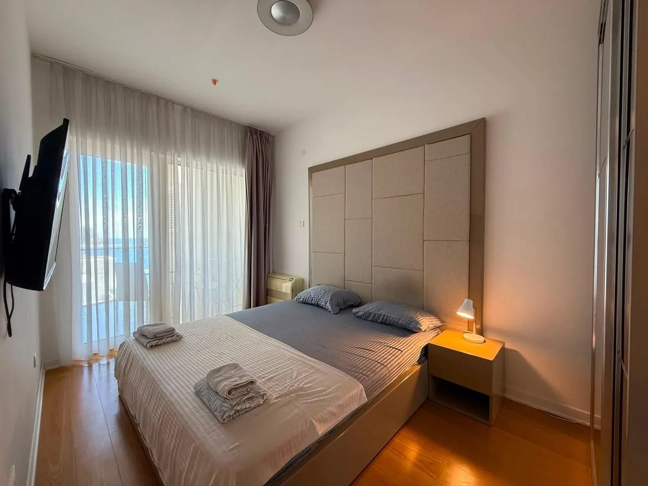 Rent, two bedroom apartment, 70m², Centar, Budva