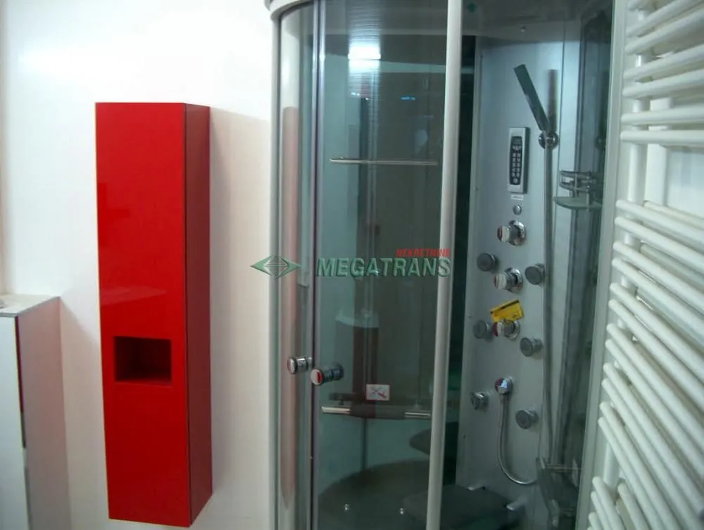 Izdavanje, četvorosoban stan, 170m², Novi Sad Sve Podlokacije, Novi Sad