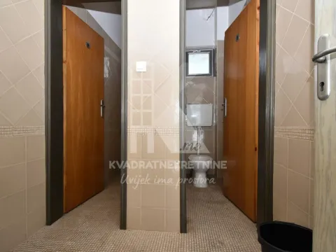 Izdavanje, poslovni prostor, 282m², Masline, Podgorica - image 6