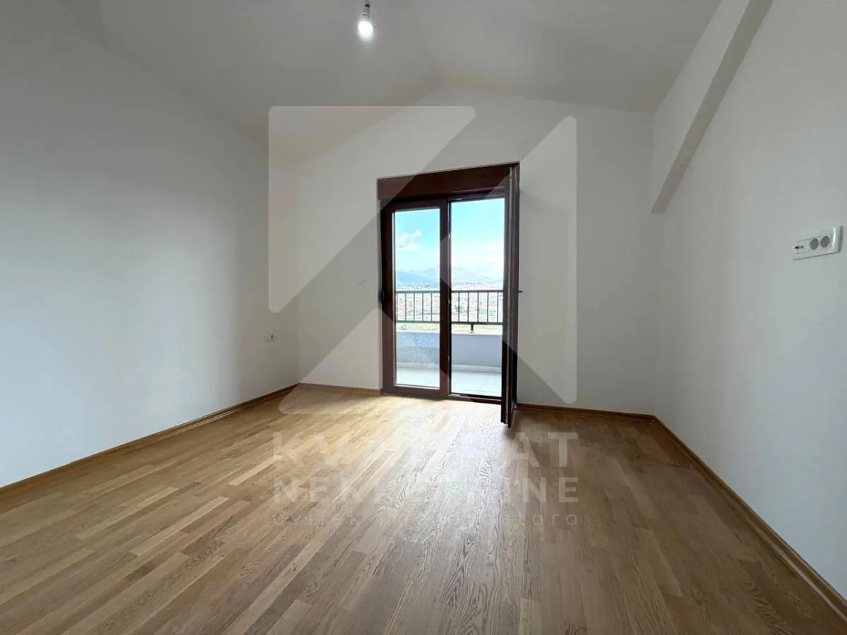 Prodaja, jednosoban stan, 53m², Stari Aerodrom, Podgorica