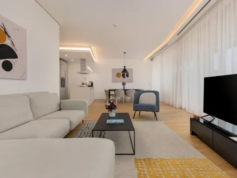 Sale, three bedroom apartment, 180m², Budva, Crna Gora - image 32