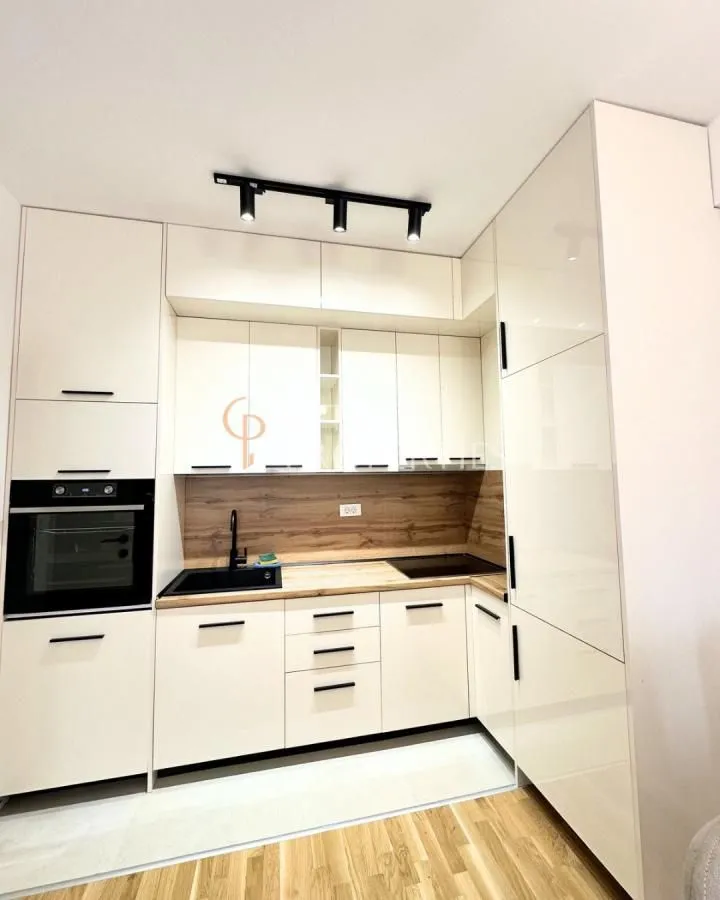 Rent, apartment, 68m², Stari Aerodrom, Podgorica