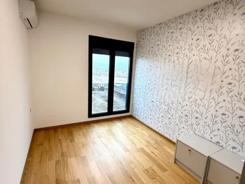 Sale, two bedroom apartment, 52m², New City, Podgorica - image 8