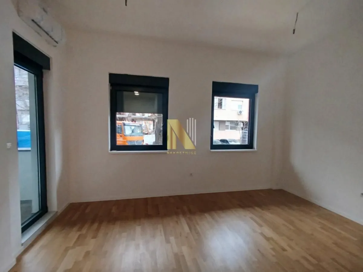 Prodaja, garsonjera, 31m², Grbavica, Novi Sad Sve Podlokacije