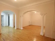 Izdavanje, kuća, 550m², Autokomanda, Voždovac Sve Podlokacije - image 2