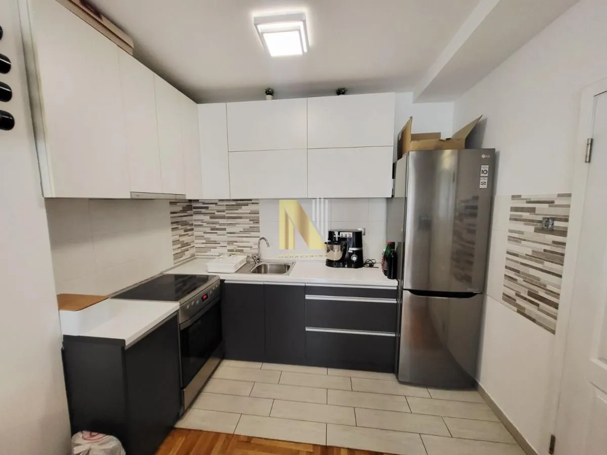 Prodaja, dvosoban stan, 39m², Nova Detelinara, Novi Sad Sve Podlokacije