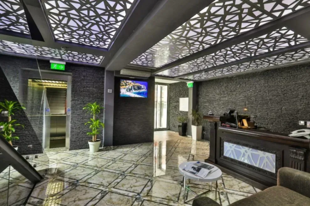 Sale, office space, 950m², Bečići, Budva