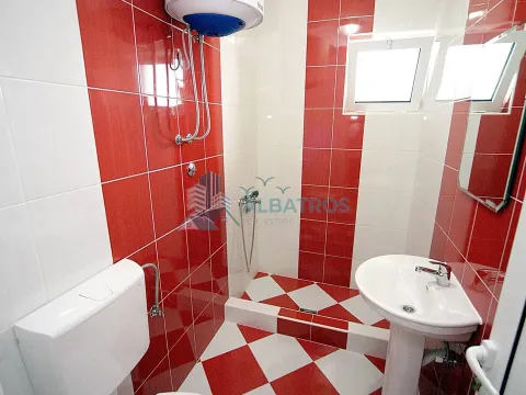 Rent, apartment, 200m², Sutomore, Bar - image 7