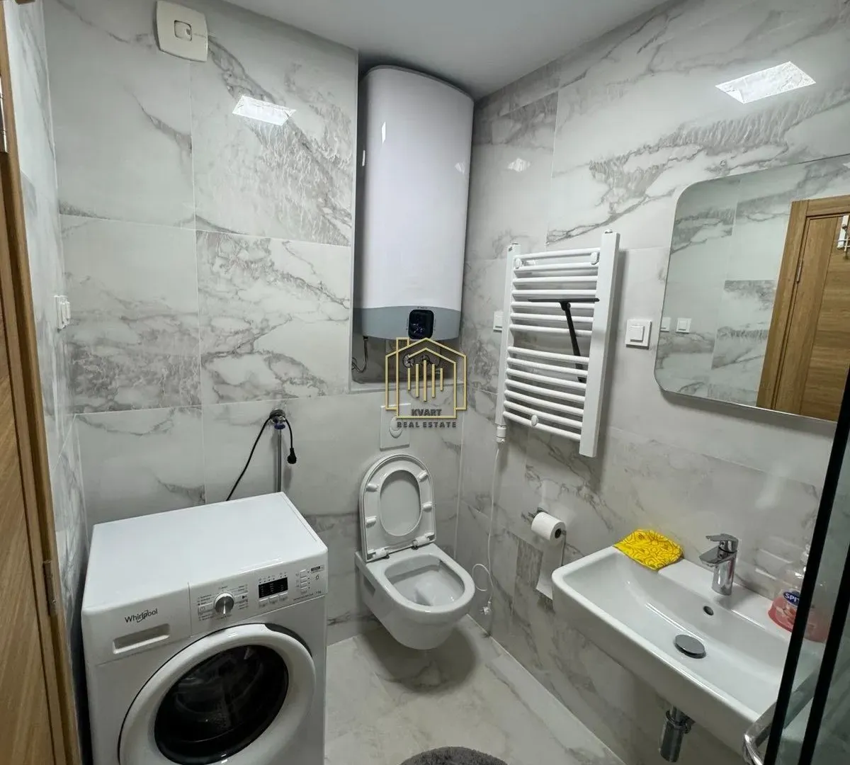 Izdavanje, jednosoban stan, 46m², New City, Podgorica