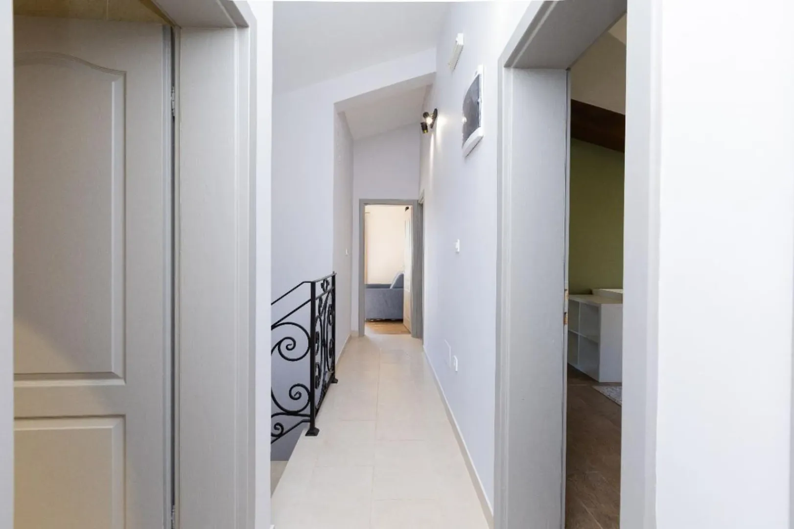 Prodaja, kuća, 234m², Tivat, Crna Gora