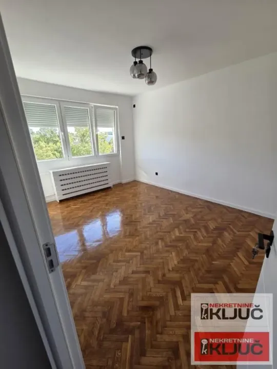 Prodaja, dvosoban stan, 64m², Spens, Novi Sad Sve Podlokacije