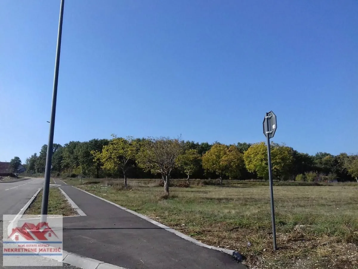 Prodaja, plac, 600m², Denino brdo, Kragujevac