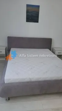 Rent, two bedroom apartment, 50m², Savski Venac, Beograd - image 4