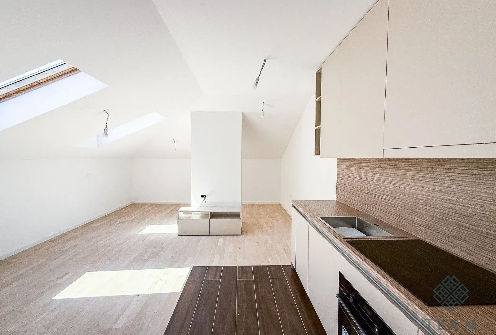 Prodaja, jednosoban stan, 52m², Tološi, Podgorica