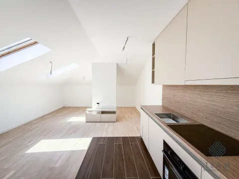 Prodaja, jednosoban stan, 52m², Tološi, Podgorica - image 2