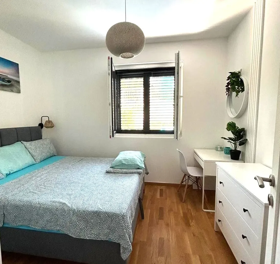 Prodaja, jednosoban stan, 47m², Đuraševići, Tivat